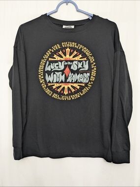 Lennon & McCartney Lucy in the Sky With Diamonds Graphic Long Sleeve Tee Size Sm